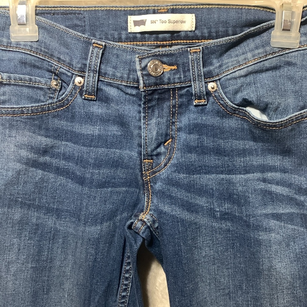 Levi’s 524 Too Superlow Kick Boot Cut Medium Dark Wash Jeans Womens size 26 - Picture 6 of 11